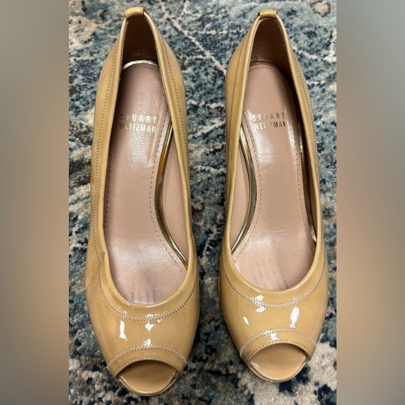 Stuart Weitzman Nude Patent Pumps, size 6.5M - Picture 1 of 9